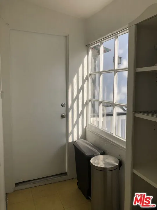 2225 Lake Shore Avenue Los Angeles, CA 90039