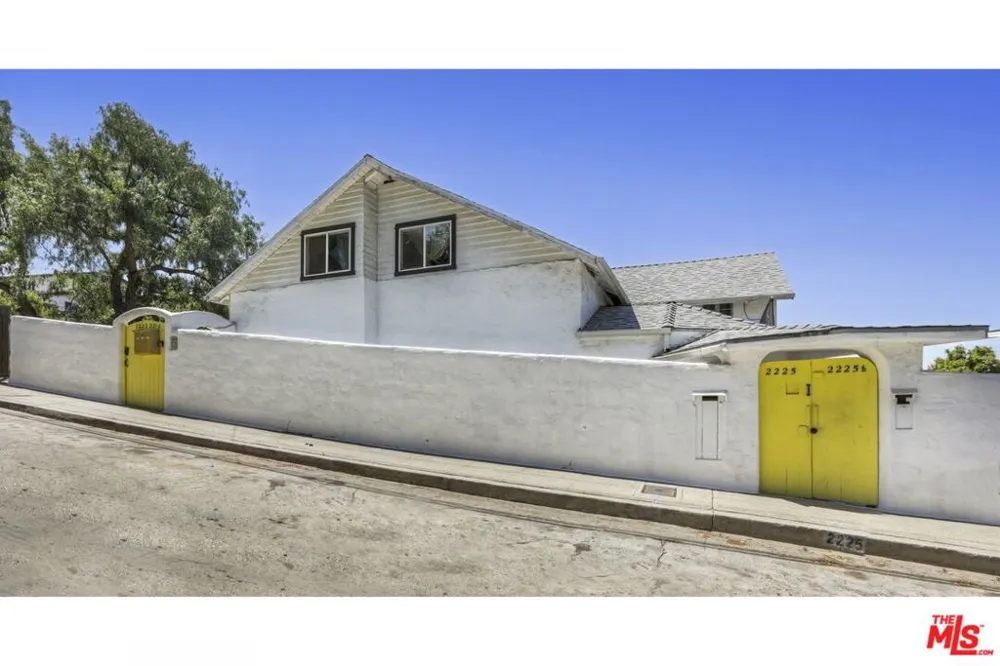 2225 Lake Shore Avenue Los Angeles, CA 90039
