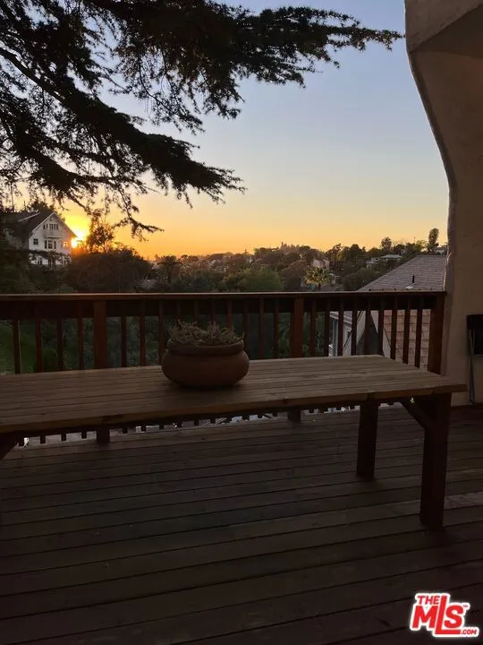 2225 Lake Shore Avenue Los Angeles, CA 90039