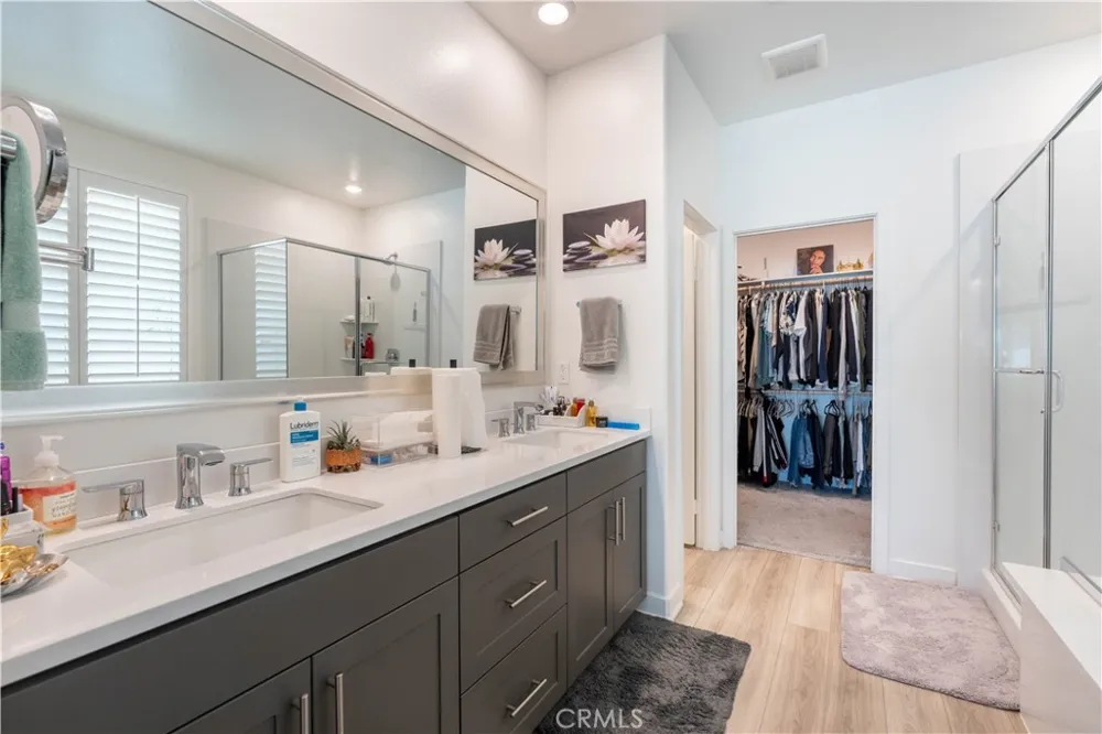 565 Hudson Way Rialto, CA 92377