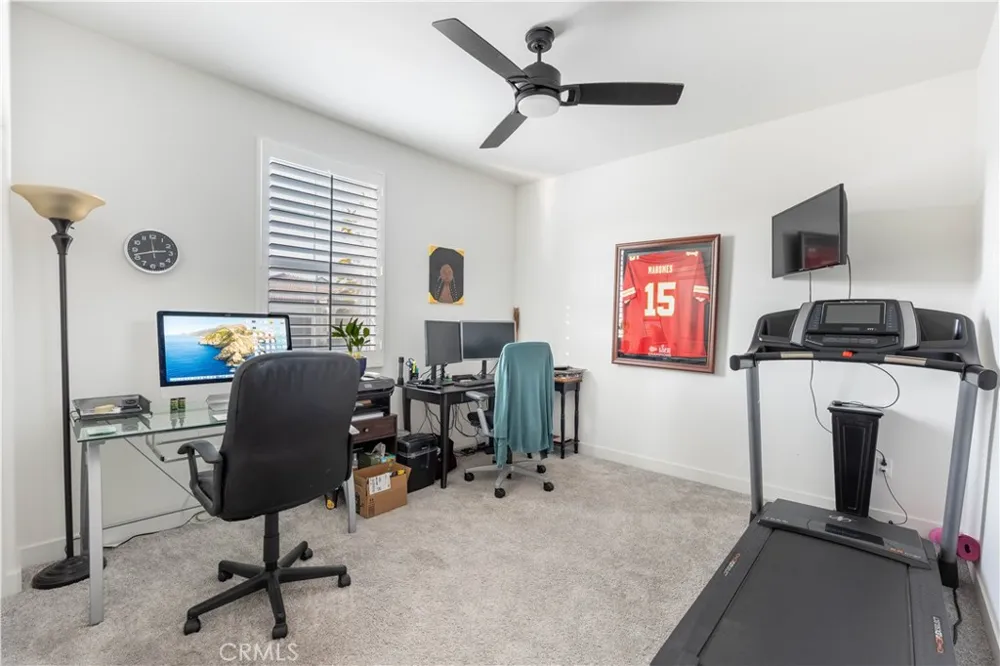 565 Hudson Way Rialto, CA 92377