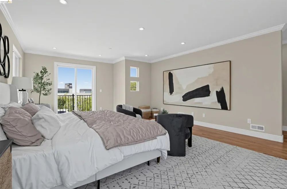 7026 Devon Way Berkeley, CA 94705