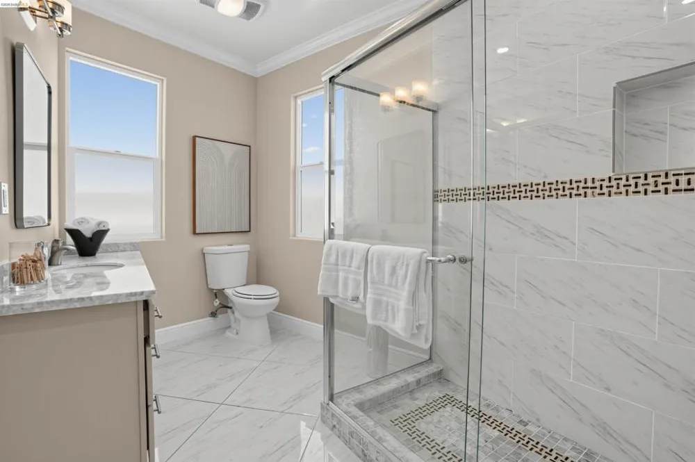 7026 Devon Way Berkeley, CA 94705