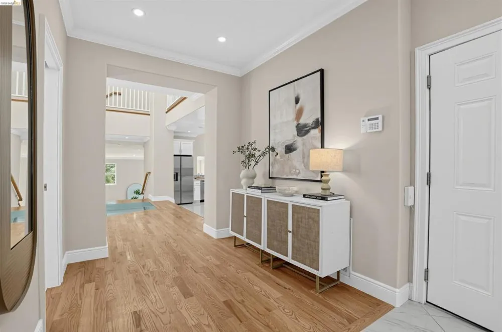 7026 Devon Way Berkeley, CA 94705