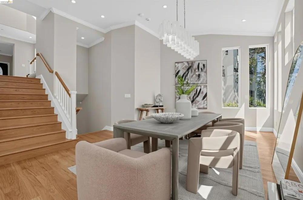7026 Devon Way Berkeley, CA 94705