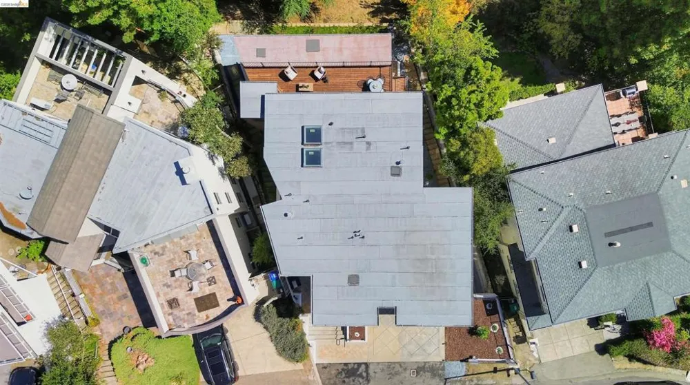 7026 Devon Way Berkeley, CA 94705