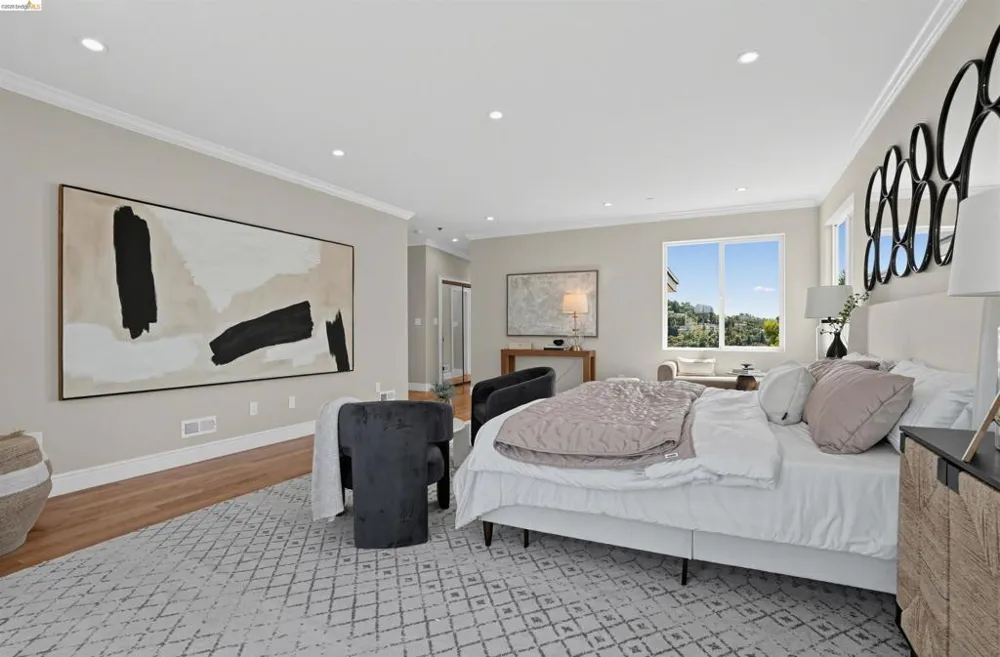 7026 Devon Way Berkeley, CA 94705
