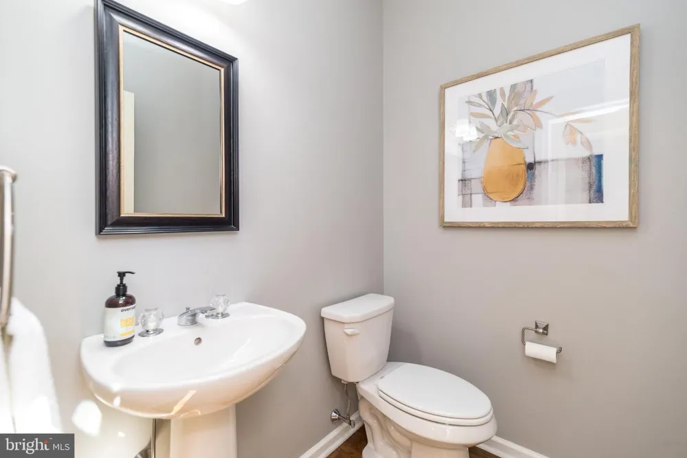 1305 MCHUGH Ambler, PA 19002