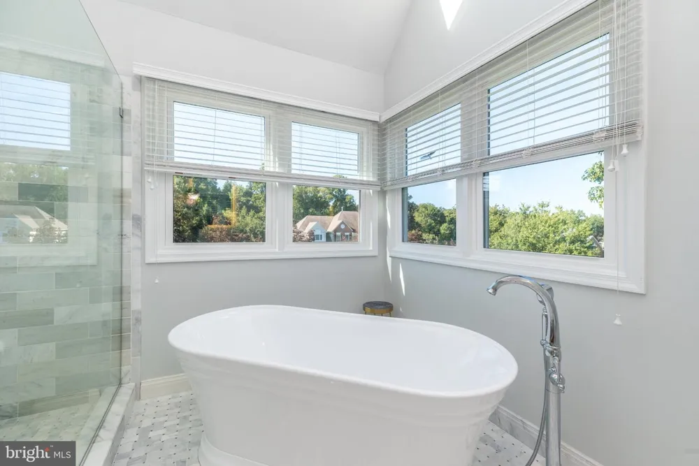 1305 MCHUGH Ambler, PA 19002