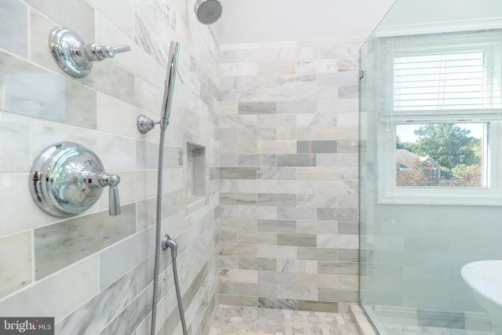 1305 MCHUGH Ambler, PA 19002
