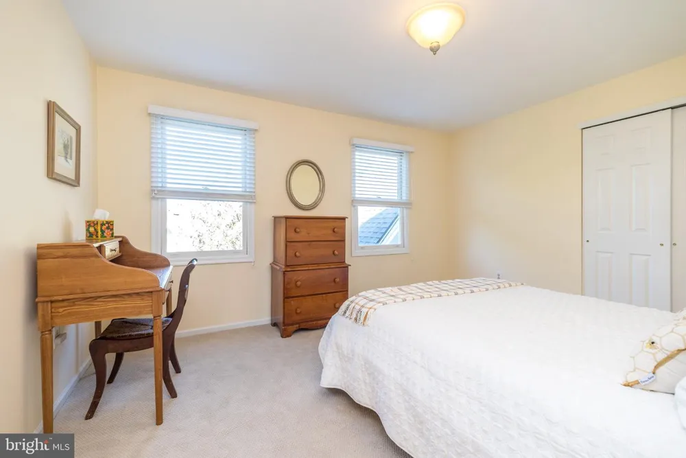 1305 MCHUGH Ambler, PA 19002