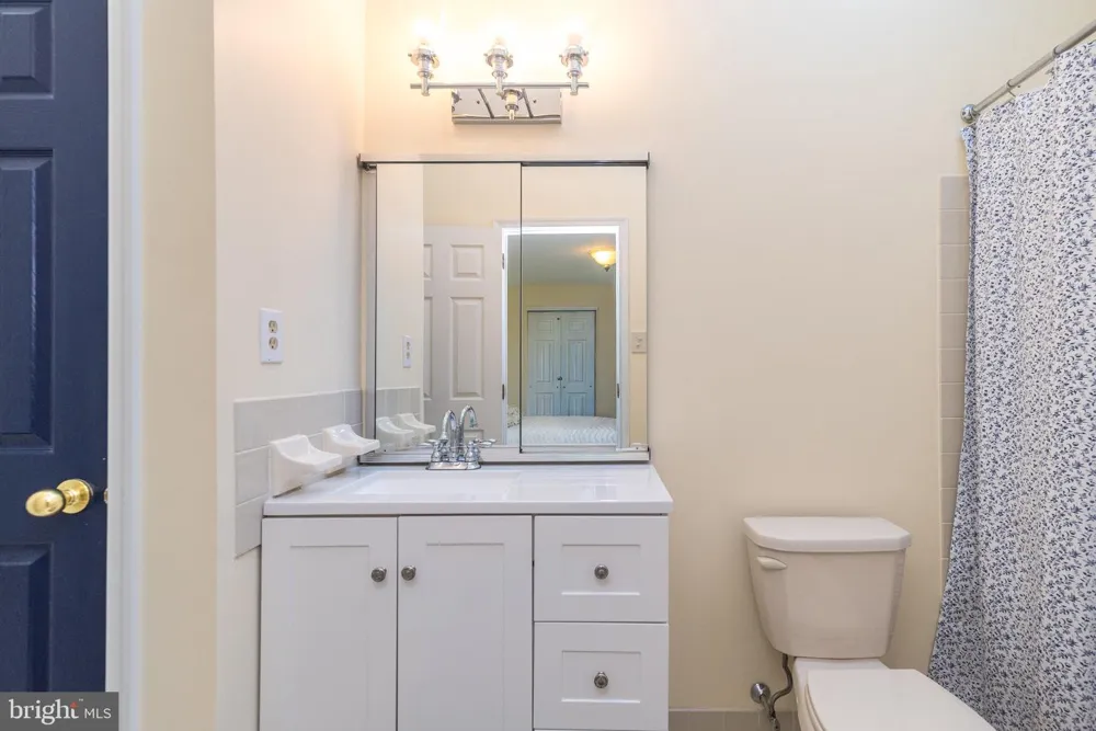 1305 MCHUGH Ambler, PA 19002