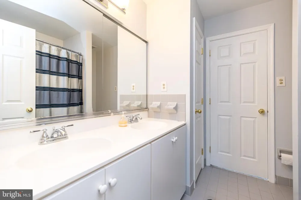 1305 MCHUGH Ambler, PA 19002