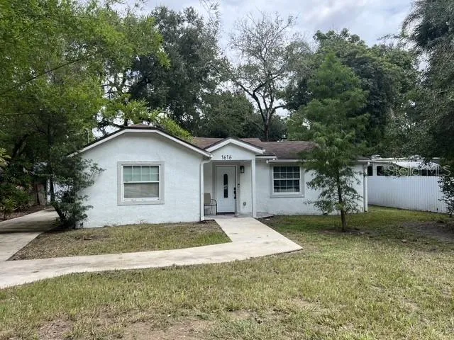 1616 E MARKS DRIVE Tampa, FL 33604