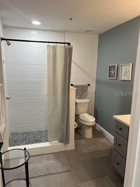 1616 E MARKS DRIVE Tampa, FL 33604