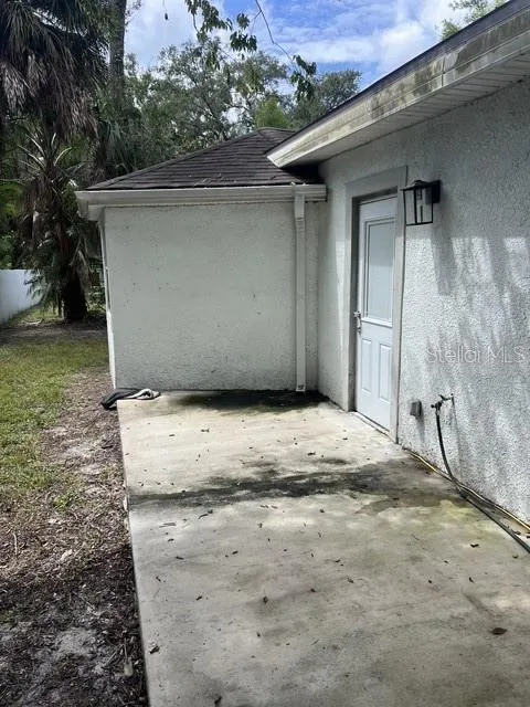 1616 E MARKS DRIVE Tampa, FL 33604