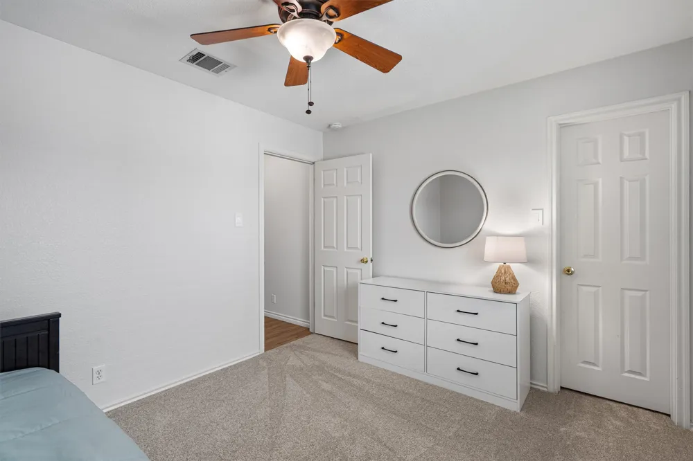3746 Newland Drive Round Rock, TX 78681