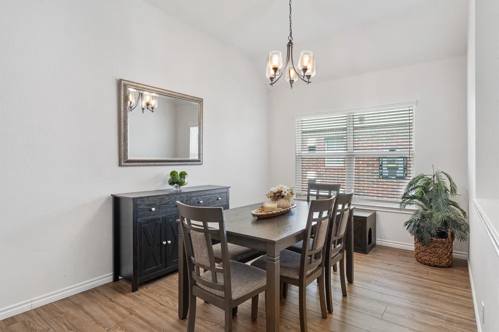 3746 Newland Drive Round Rock, TX 78681