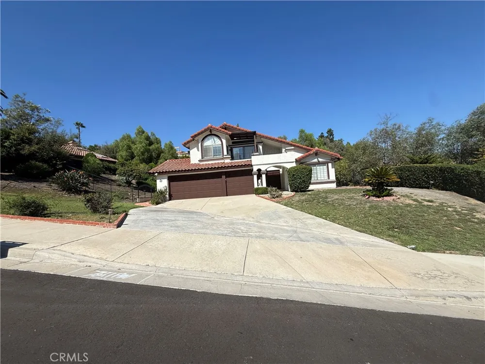 49 Westbrook Pomona, CA 91766