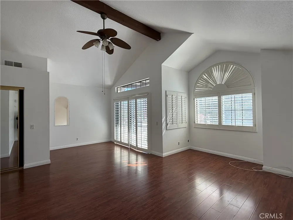 49 Westbrook Pomona, CA 91766