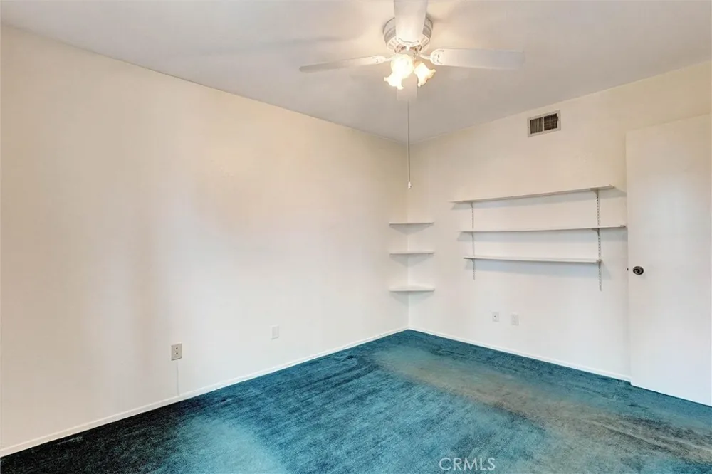 13905 Rex Sylmar, CA 91342