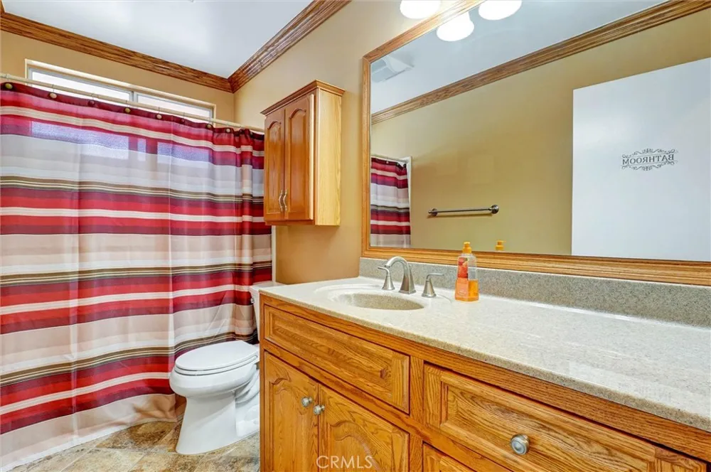 13905 Rex Sylmar, CA 91342