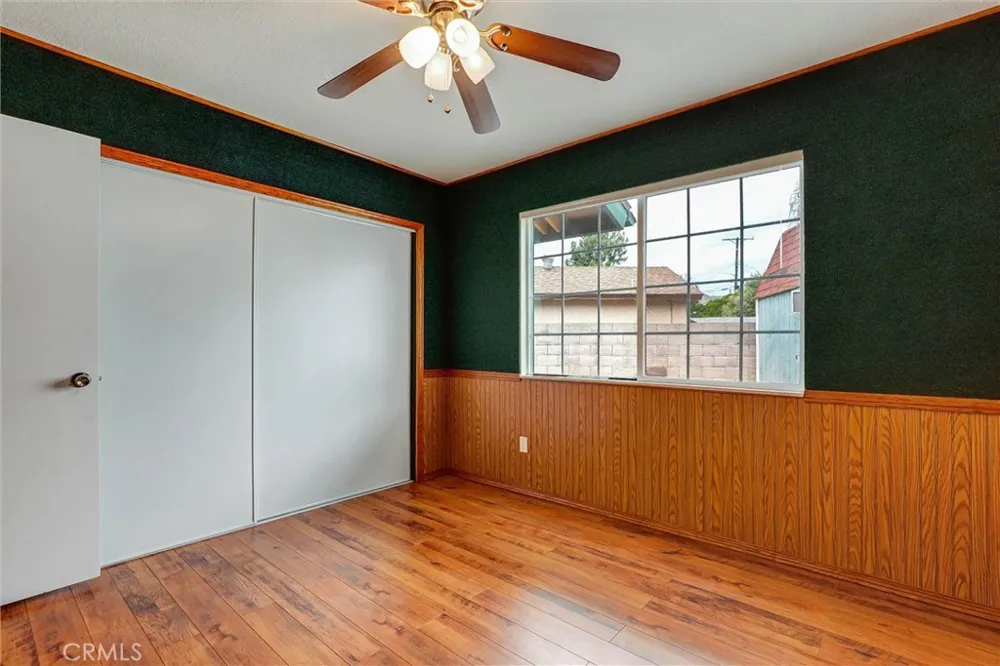 13905 Rex Sylmar, CA 91342