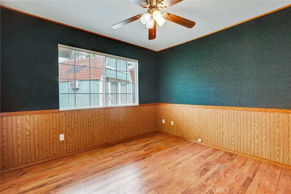 13905 Rex Sylmar, CA 91342