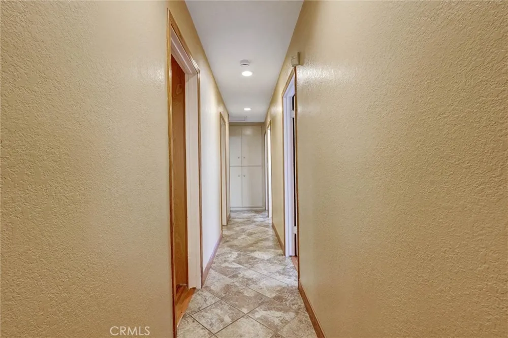 13905 Rex Sylmar, CA 91342