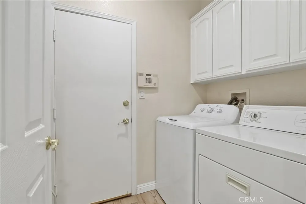 12521 San Mina Court Chino, CA 91710