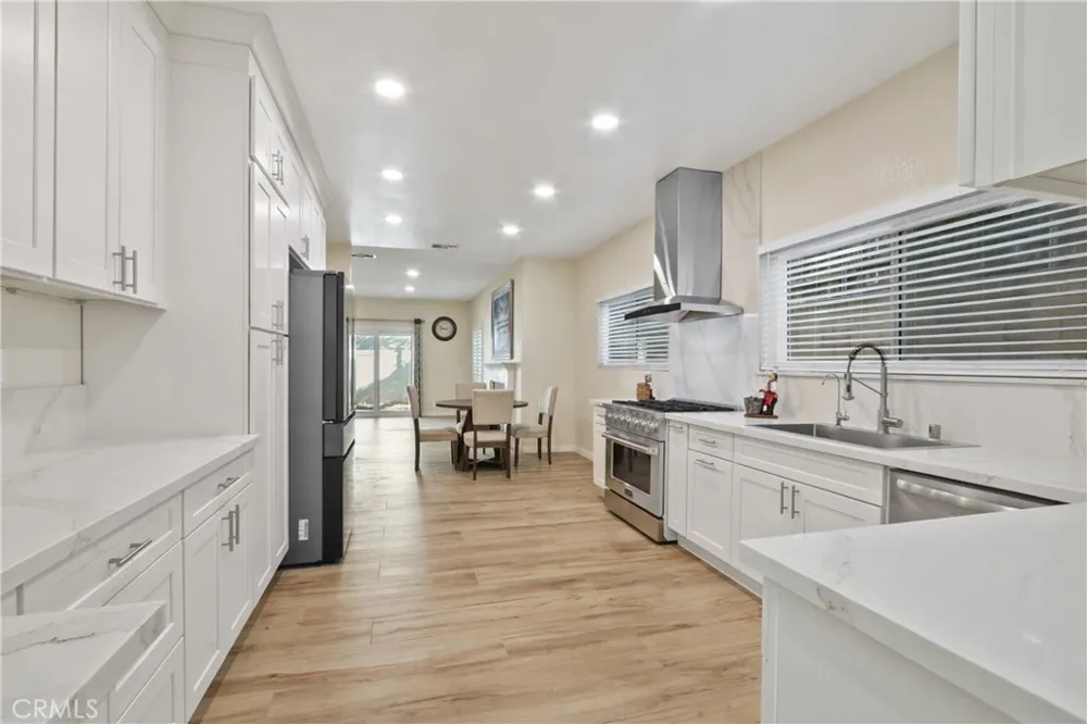 12521 San Mina Court Chino, CA 91710