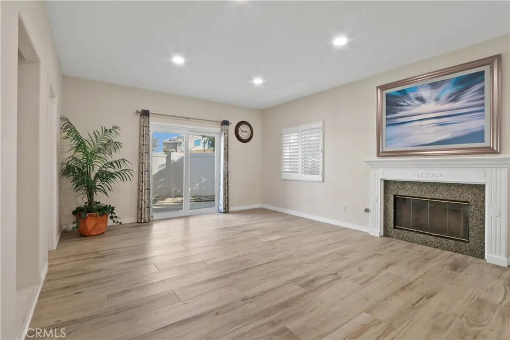12521 San Mina Court Chino, CA 91710