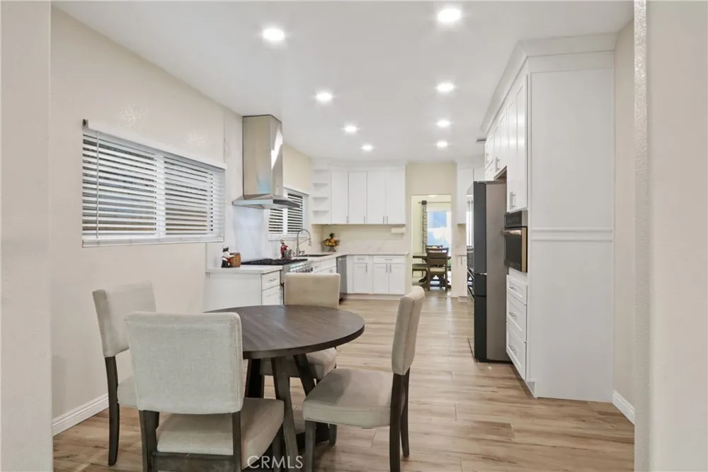 12521 San Mina Court Chino, CA 91710