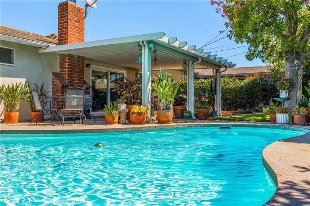 1026 E Wanamaker Drive Covina, CA 91724