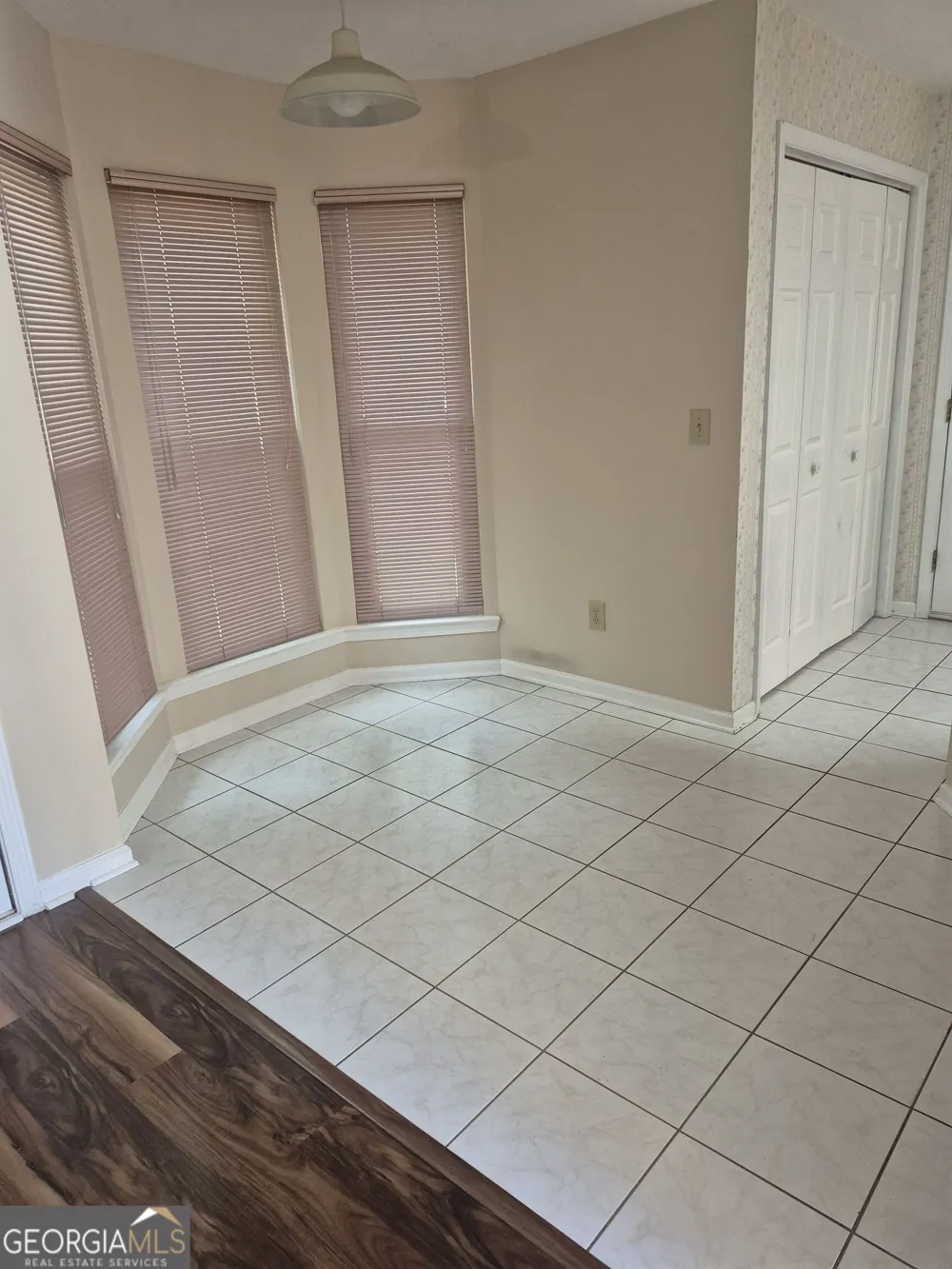 2100 Wedgewood DR Stone Mountain, GA 30088