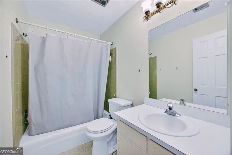 4673 Arrowhead TRL Lilburn, GA 30047