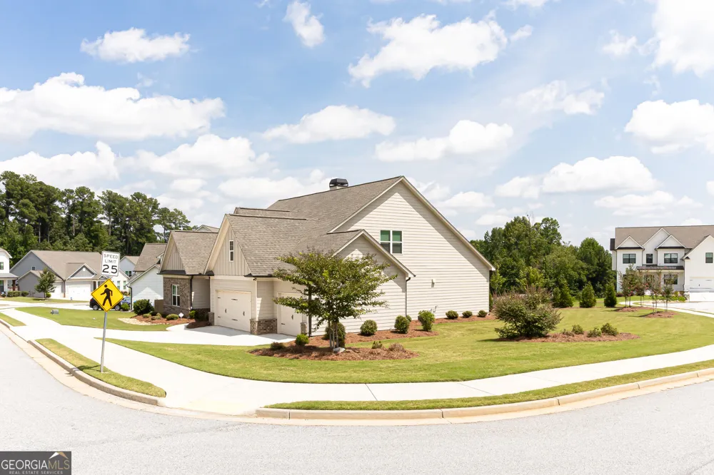161 Parkers PL Hoschton, GA 30548