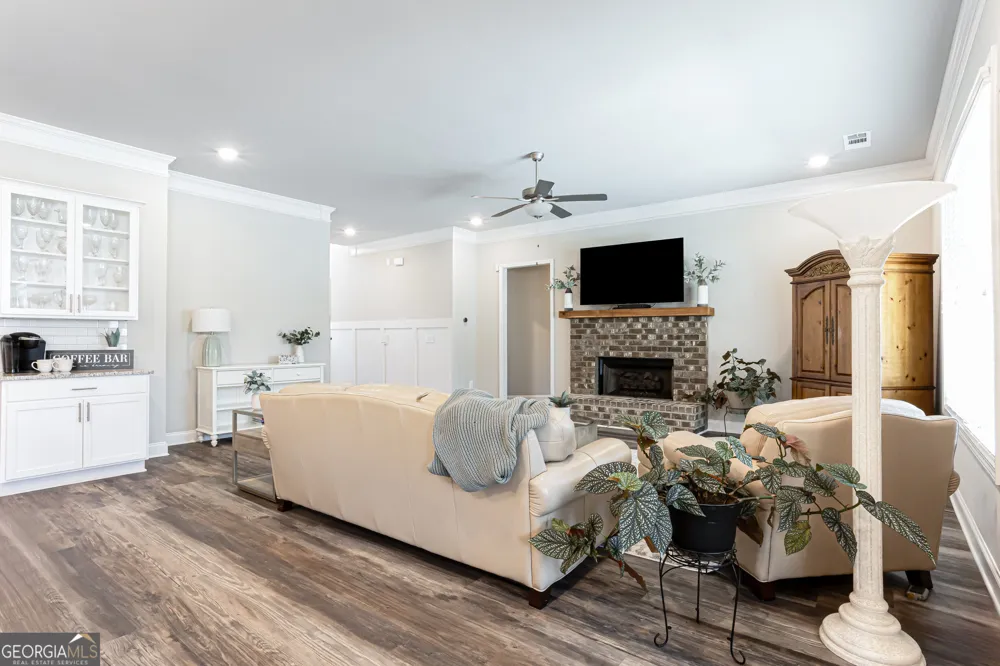 161 Parkers PL Hoschton, GA 30548