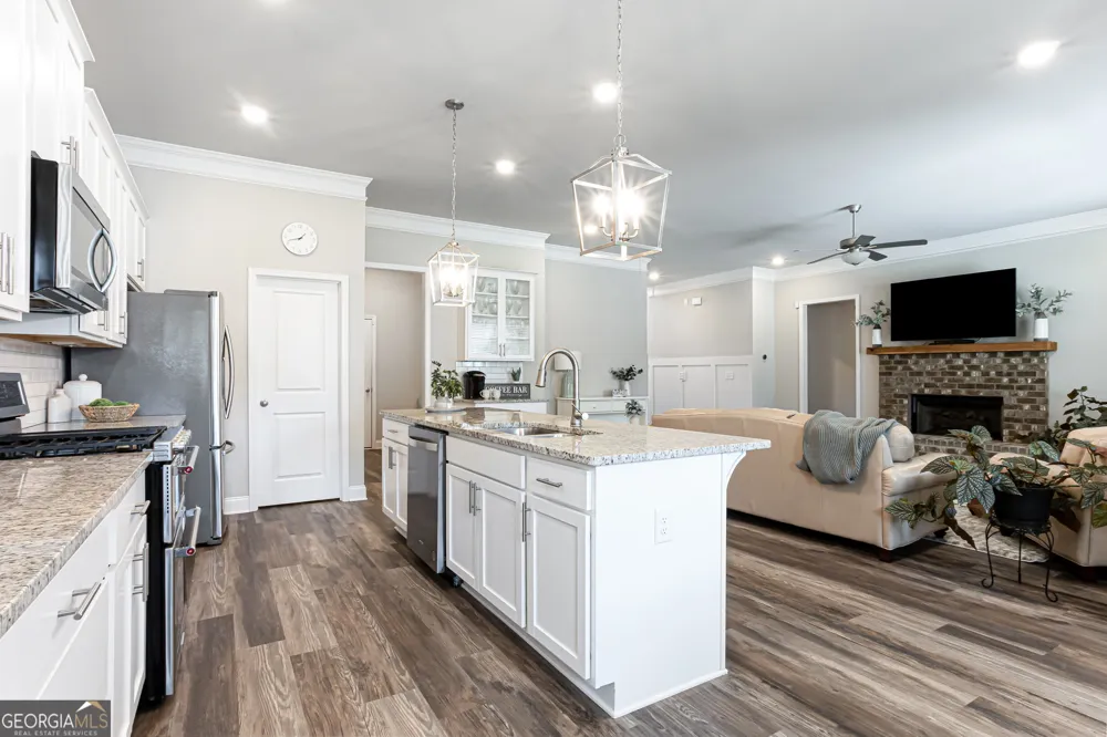 161 Parkers PL Hoschton, GA 30548