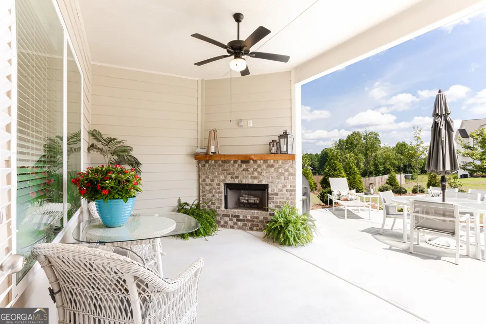 161 Parkers PL Hoschton, GA 30548