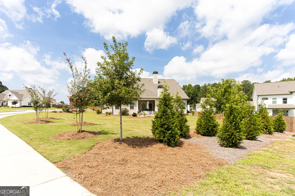 161 Parkers PL Hoschton, GA 30548