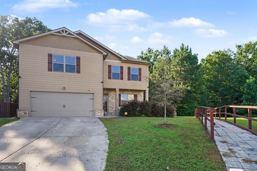 9883 Byrne DR Jonesboro, GA 30236