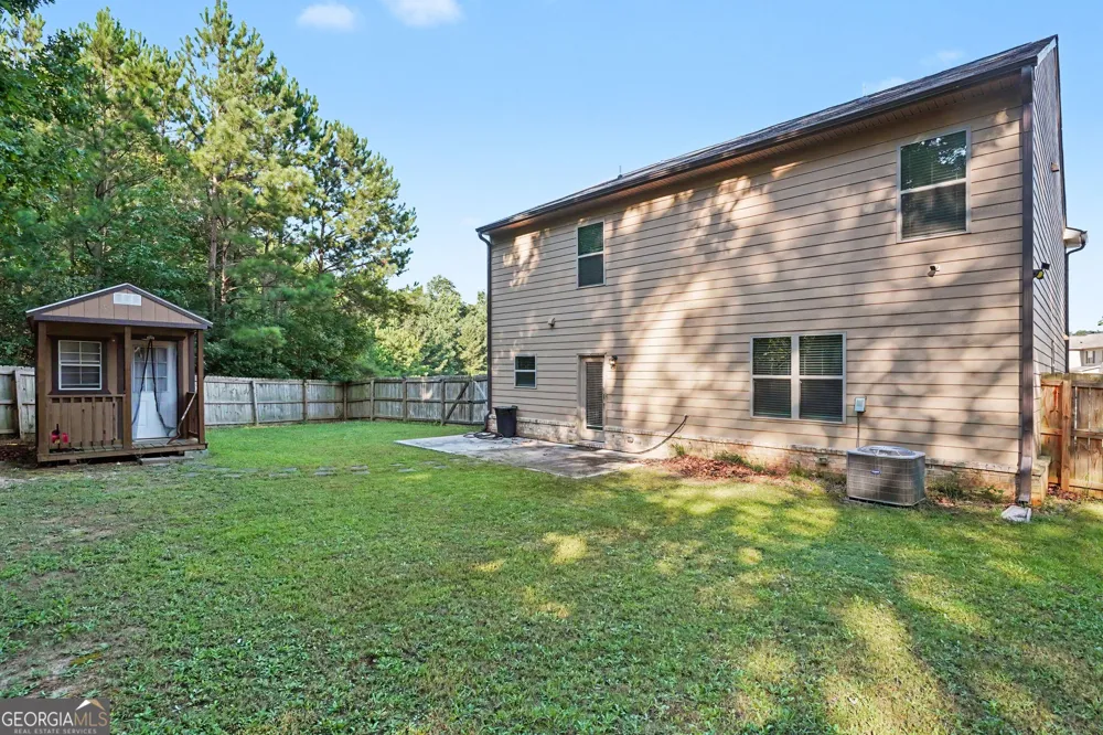 9883 Byrne DR Jonesboro, GA 30236