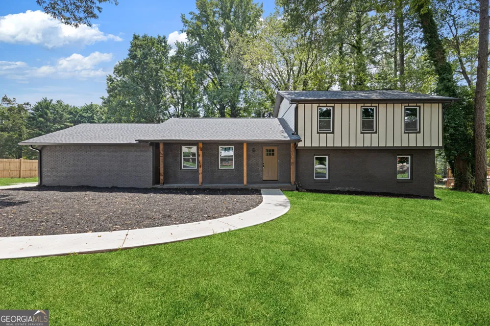 2176 Deer TRL Suwanee, GA 30024