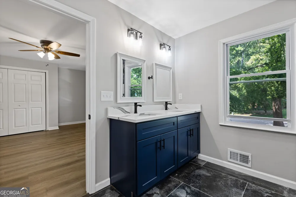 2176 Deer TRL Suwanee, GA 30024