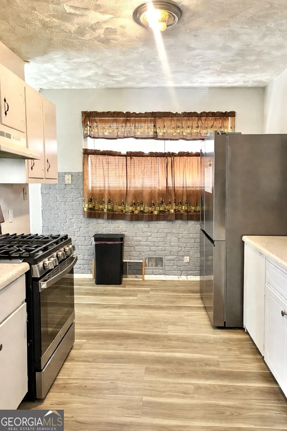 6973 Kimberland Gardens LN Lithonia, GA 30058
