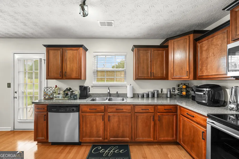 3415 Ashford LOOP Ellenwood, GA 30294