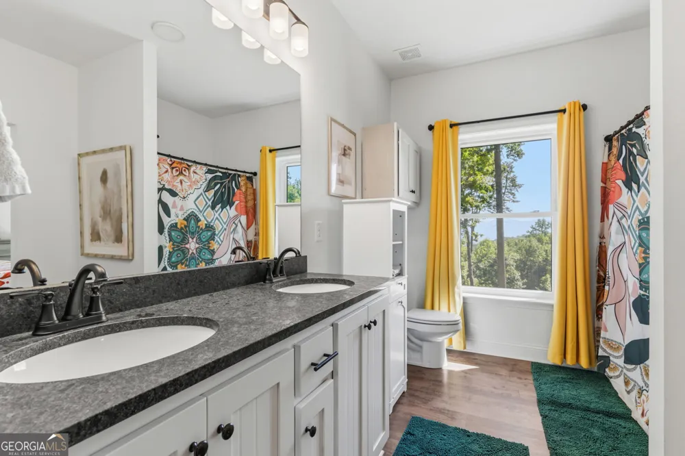 579 Overlook CIR Young Harris, GA 30582