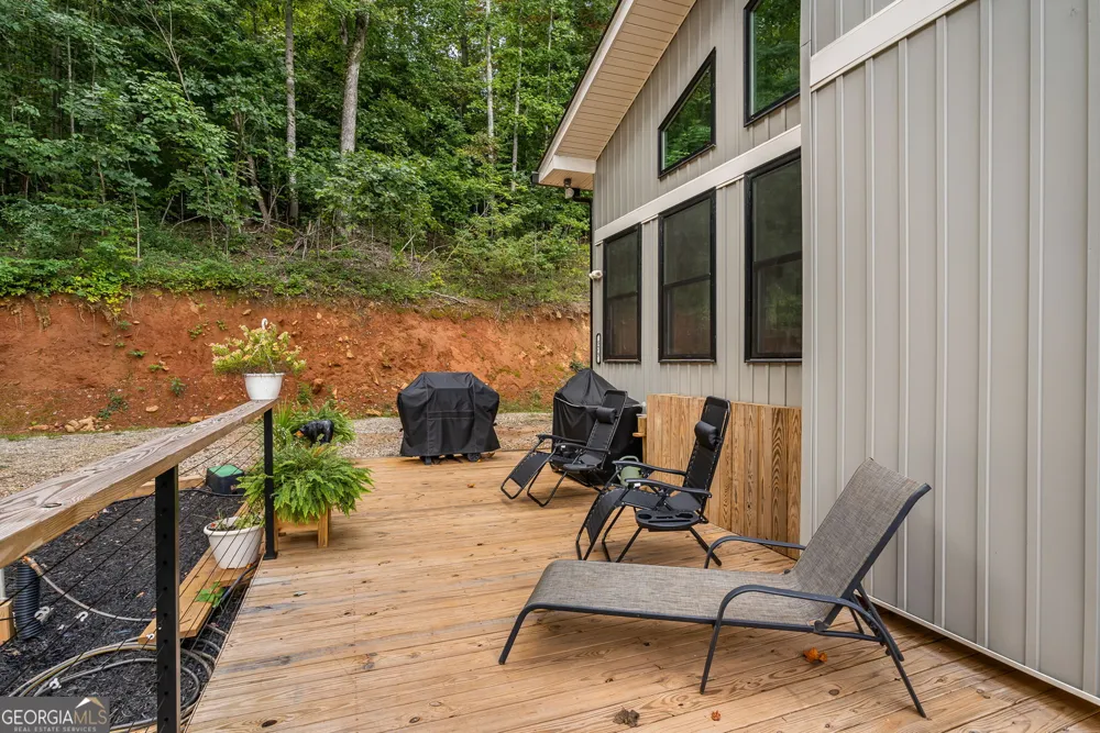 579 Overlook CIR Young Harris, GA 30582