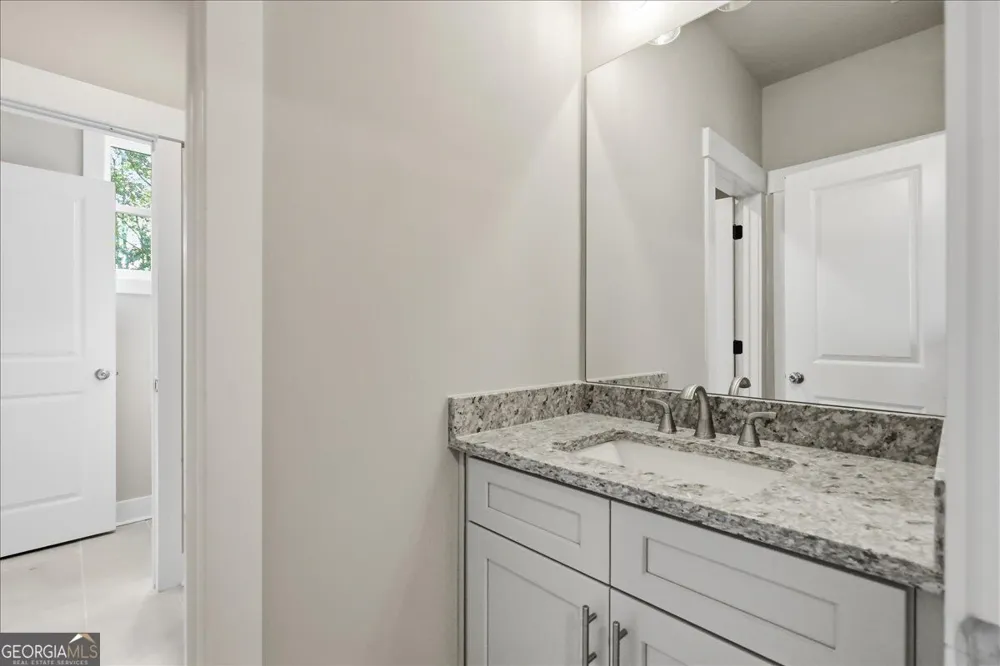 157 Maney DR Statham, GA 30666